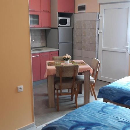 Andi Apartman Pacir 외부 사진